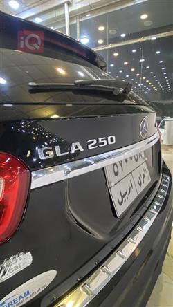 مێرسێدس بێنز GLA